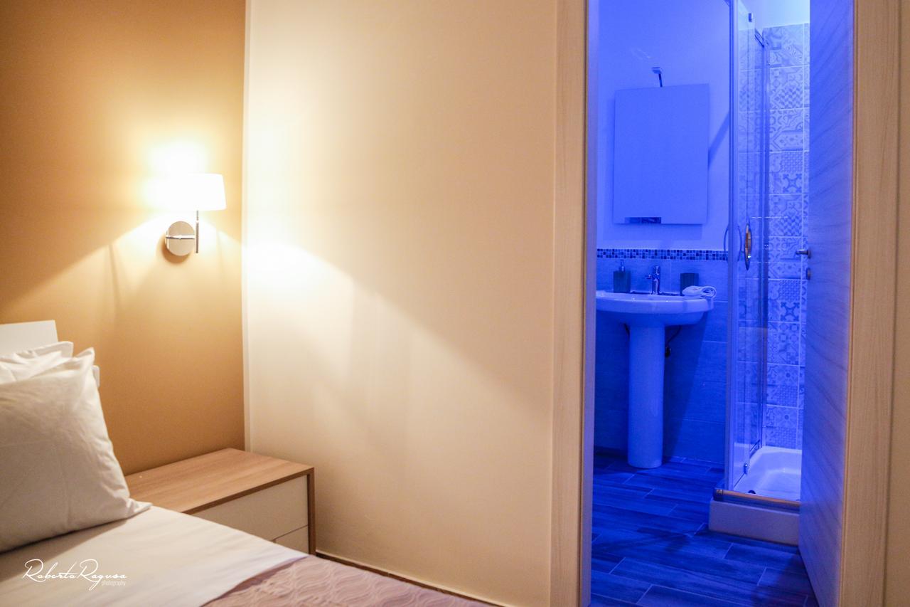 باليرمو Quinto Stabile Rooms&Suite المظهر الخارجي الصورة